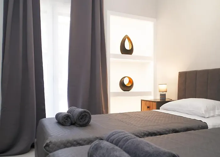 Elarion Elegant Port By Nestivo Hospitality