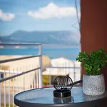 Elarion Elegant Port *